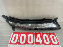 Laden Sie das Bild in den Galerie-Viewer, Frontscheinwerfer Mitsubishi Eclipse Cross EDM92206010 LED Rechts Headlight