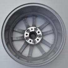 Laden Sie das Bild in den Galerie-Viewer, 4x Alufelge 17 Zoll 7.5" 5x112 30ET Glanz Silber 6883520 BMW G22 Rim Wheel FEL2959316916iy