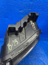 Load image into Gallery viewer, Frontscheinwerfer Kia I 92201-J1 A1110261 Links Scheinwerfer Headlight SCH1795700585hp