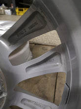 Laden Sie das Bild in den Galerie-Viewer, 4x Alufelge 17 Zoll 7.0" 5x112 48 5ET A2054018000 Mercedes-Benz Viano Rim Wheel FEL4847264967go
