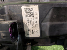Laden Sie das Bild in den Galerie-Viewer, Frontscheinwerfer Seat Tarraco 5FJ941008 Rechts Scheinwerfer Headlight SCH1379219708vb