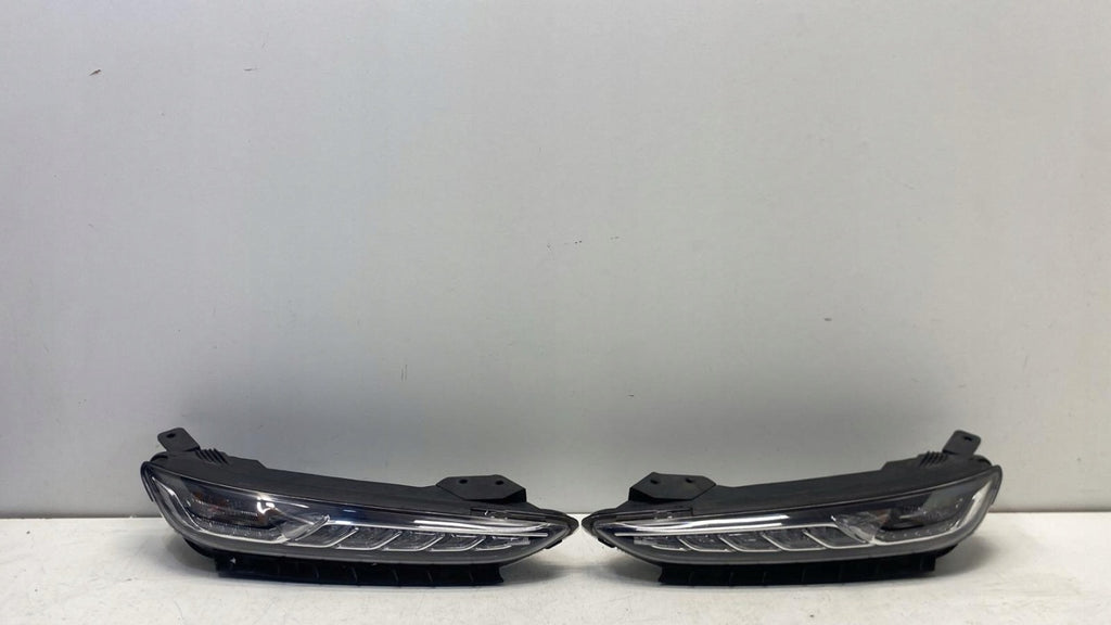 Frontscheinwerfer Hyundai Kona 92207-J9000 Ein Satz Scheinwerfer Headlight SCH8221373720mx