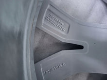 Load image into Gallery viewer, 1x Alufelge 20 Zoll 9.0" 5x112 33ET Glanz Silber 760601025C VW Touareg Rim Wheel FEL2438396877qj