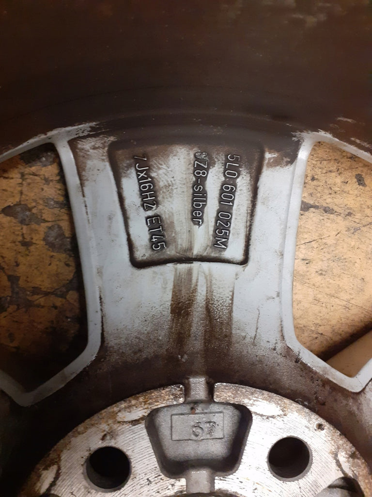 1x Alufelge 16 Zoll 7.0" 5x112 45ET Glanz Silber 5L0601025M Skoda Superb Octavia FEL8859706816ac