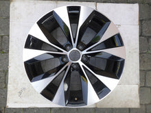 Laden Sie das Bild in den Galerie-Viewer, 1x Alufelge 18 Zoll 8.0&quot; 5x112 44ET Glanz Silber 3V0601025R Skoda Superb Iii