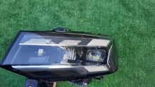 Laden Sie das Bild in den Galerie-Viewer, Frontscheinwerfer Audi Q2 81A941035 Links Scheinwerfer Headlight