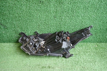 Load image into Gallery viewer, Frontscheinwerfer Toyota Yaris Rechts Scheinwerfer Headlight