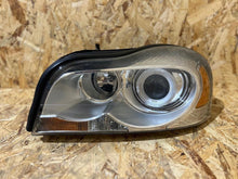 Laden Sie das Bild in den Galerie-Viewer, Frontscheinwerfer Volvo Xc90 31111845 89902046 Xenon Rechts oder Links