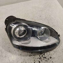 Load image into Gallery viewer, Frontscheinwerfer VW Golf V Jetta 0301212272 Xenon Rechts Scheinwerfer Headlight SCH9836140086cf