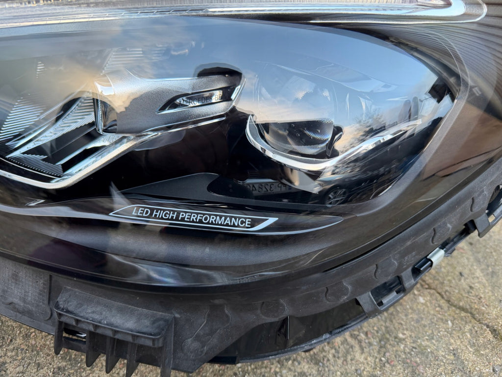 Frontscheinwerfer Mercedes-Benz W206 A2069063903 Links Scheinwerfer Headlight SCH6876731735et