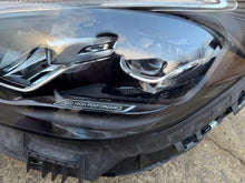 Laden Sie das Bild in den Galerie-Viewer, Frontscheinwerfer Mercedes-Benz W206 A2069063903 Links Scheinwerfer Headlight SCH6876731735et