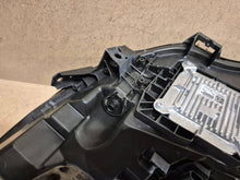 Laden Sie das Bild in den Galerie-Viewer, Frontscheinwerfer Renault 260103381R 1EX01515102 Full LED Rechts Headlight