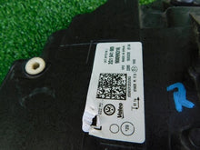 Load image into Gallery viewer, Frontscheinwerfer VW Polo 2G1941005 Links Scheinwerfer Headlight