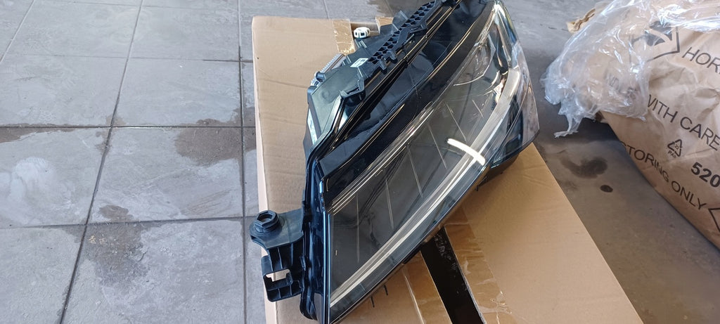 Frontscheinwerfer Skoda Superb III 3V1941015D LED Links Scheinwerfer Headlight