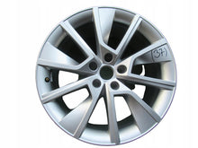 Laden Sie das Bild in den Galerie-Viewer, 1x Alufelge 18 Zoll 8.5&quot; 5x112 41ET Glanz Silber 3V0601025 Skoda Superb Iii
