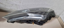 Laden Sie das Bild in den Galerie-Viewer, Frontscheinwerfer Skoda Superb III 3V1941016A 3V1941015A Xenon Rechts oder Links