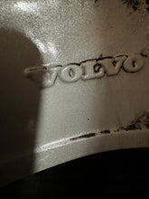 Load image into Gallery viewer, 4x Alufelge 17 Zoll 7.5" 5x108 55ET Glanz Silber 30671480 Volvo V60 I S60 Xc60 FEL2747671503xo