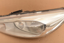 Laden Sie das Bild in den Galerie-Viewer, Frontscheinwerfer Ford Focus F1EB-13W030-CB Links Scheinwerfer Headlight SCH2200834349bb