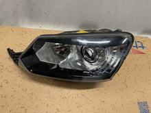 Load image into Gallery viewer, Frontscheinwerfer Skoda Yeti 5l 5L1941015C Xenon Links Scheinwerfer Headlight