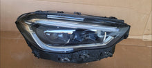 Laden Sie das Bild in den Galerie-Viewer, Frontscheinwerfer Mercedes-Benz Gla A2479065006 LED Rechts Headlight SCH3926250975kl