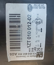 Laden Sie das Bild in den Galerie-Viewer, Frontscheinwerfer Opel Astra J 1ZT010012-02 Xenon Rechts Scheinwerfer Headlight SCH1000879140rq