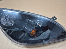 Laden Sie das Bild in den Galerie-Viewer, Frontscheinwerfer Mitsubishi Colt VI I 8301B368 FALSE Scheinwerfer Headlight SCH9276359775vw
