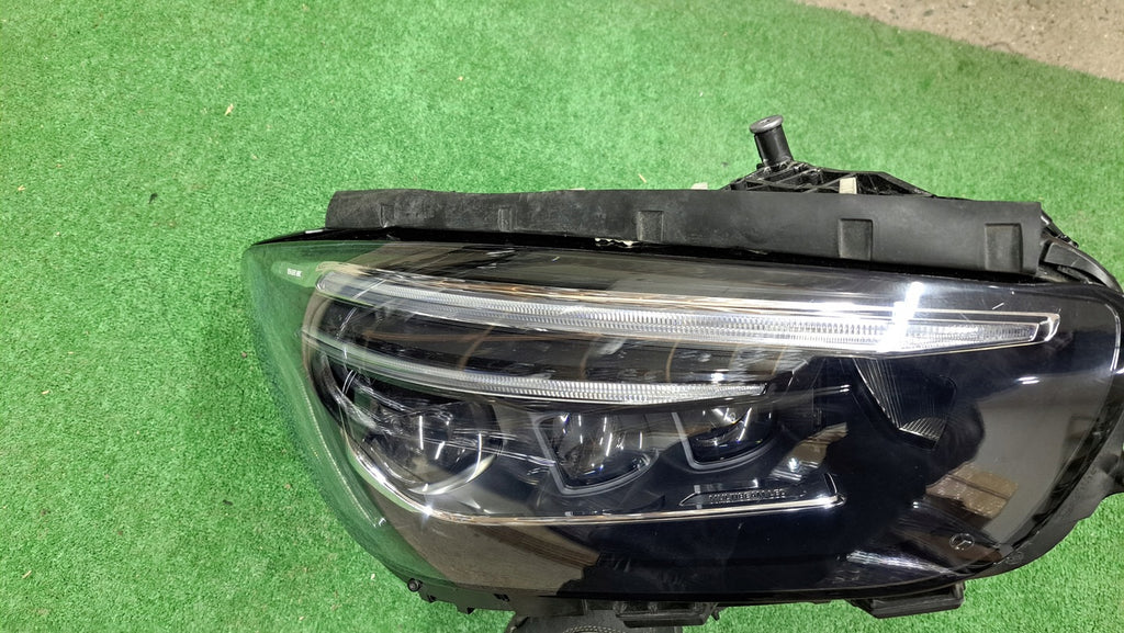 Frontscheinwerfer Mercedes-Benz W247 A247902003 FULL LED Rechts Headlight