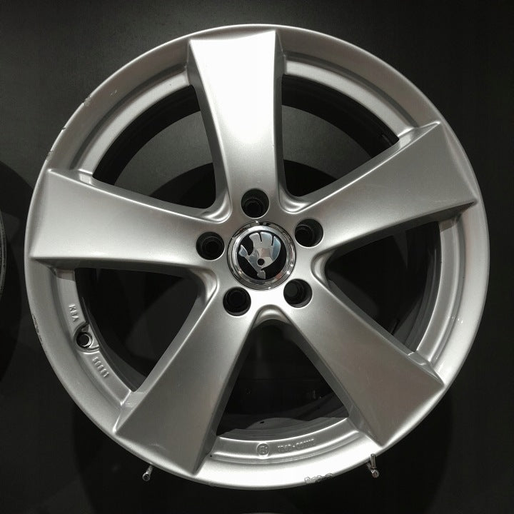 4x Alufelge 18 Zoll 7.5" 5x112 49ET KBA50881-F604174 Skoda Yeti Rim Wheel FEL7745597981lu