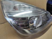 Load image into Gallery viewer, Frontscheinwerfer Renault Espace IV 8200394710 Xenon Rechts Headlight