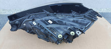 Laden Sie das Bild in den Galerie-Viewer, Frontscheinwerfer Audi Q3 83A941034 Rechts Scheinwerfer Headlight SCH6165424150pr