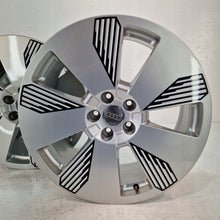 Laden Sie das Bild in den Galerie-Viewer, 4x Alufelge 19 Zoll 8.0" 5x112 34ET Glanz Silber 4KE601025L Audi Rim Wheel FEL1865844857mq