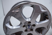 Laden Sie das Bild in den Galerie-Viewer, 1x Alufelge 18 Zoll 7.5&quot; 5x108 55ET 31323604 Volvo Rim Wheel