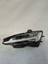 Laden Sie das Bild in den Galerie-Viewer, Frontscheinwerfer Volvo V60 II S60 III 32404685 Links Scheinwerfer Headlight SCH7917140956bx