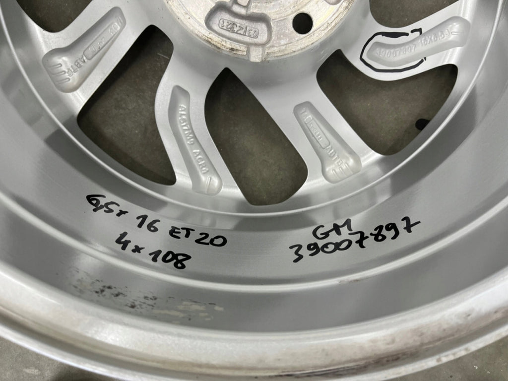 1x Alufelge 16 Zoll 6.5" 4x108 20ET Glanz Silber 39007897 Opel Rim Wheel FEL1300965761jf