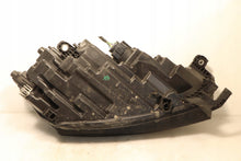 Laden Sie das Bild in den Galerie-Viewer, Frontscheinwerfer Skoda Octavia IV 5E4941015 LED Links Scheinwerfer Headlight SCH5445069578ke