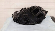 Laden Sie das Bild in den Galerie-Viewer, Frontscheinwerfer Mercedes-Benz W247 Rechts Scheinwerfer Headlight SCH2074491954my