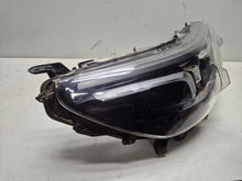 Laden Sie das Bild in den Galerie-Viewer, Frontscheinwerfer Toyota Hilux VIII Rechts Scheinwerfer Headlight SCH8783538603dr