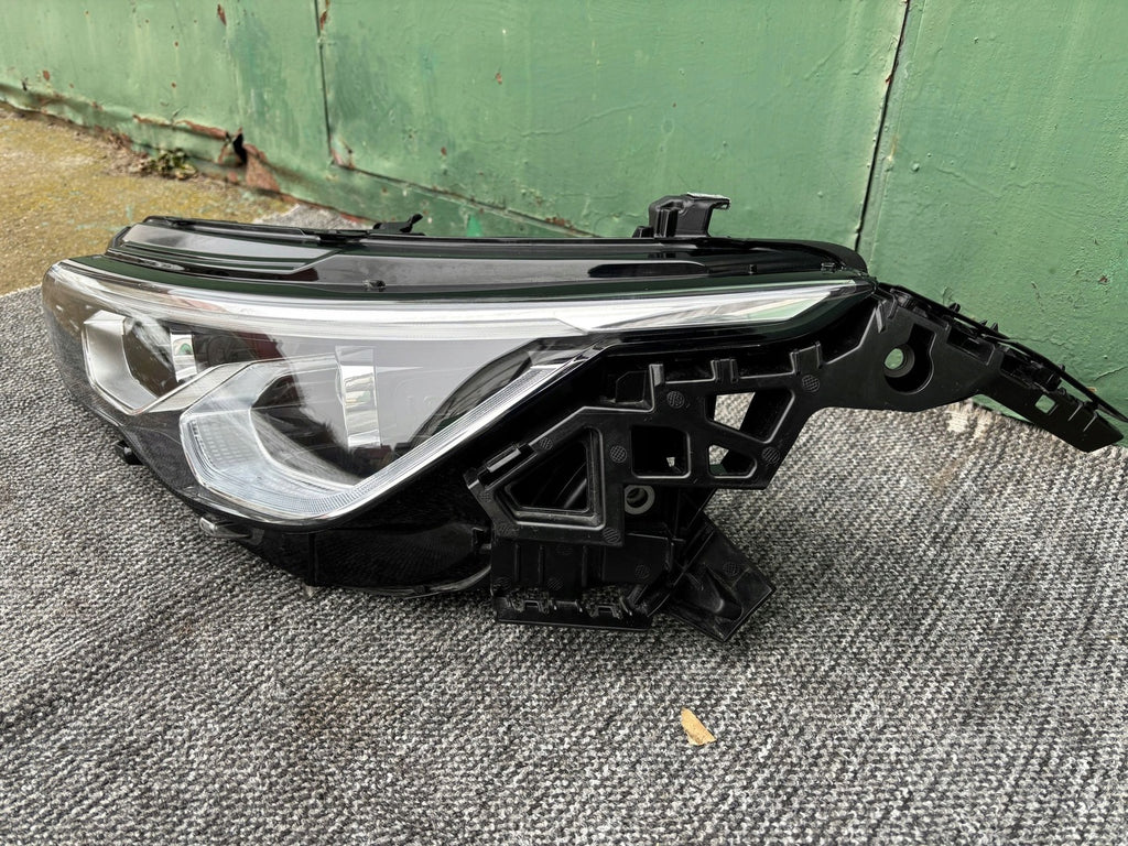 Frontscheinwerfer VW Golf VIII 5H1941035 FALSE Scheinwerfer Headlight SCH1302040620vj