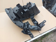 Laden Sie das Bild in den Galerie-Viewer, Frontscheinwerfer Renault Master I 260608459R Links Scheinwerfer Headlight SCH1316100972tx