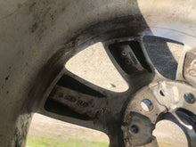 Laden Sie das Bild in den Galerie-Viewer, 1x Alufelge 17 Zoll 7.5&quot; 5x120 6868276 Bmw Rim Wheel