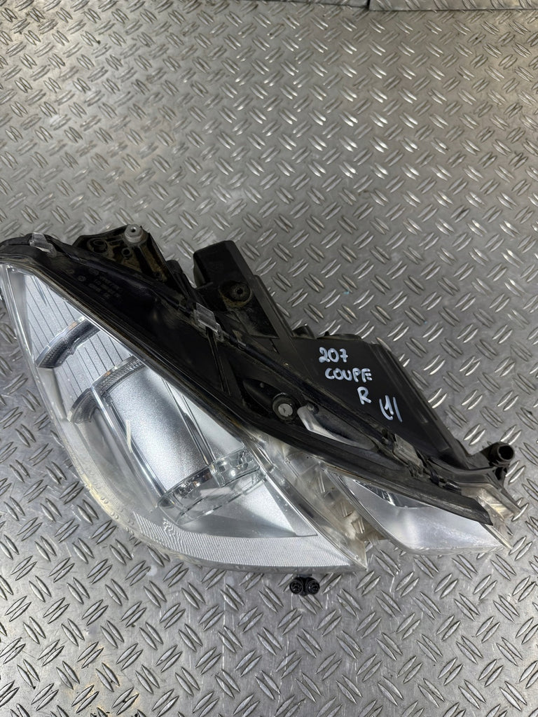 Frontscheinwerfer Mercedes-Benz Coupe 2078200259 Rechts Scheinwerfer Headlight SCH3207196855jt