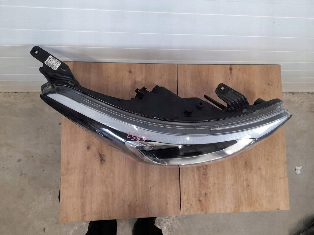 Frontscheinwerfer Hyundai I20 92102C8000 Vorderseite Scheinwerfer Headlight