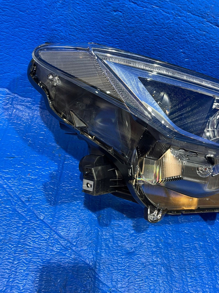 Frontscheinwerfer Toyota Rav 4 LED Rechts Scheinwerfer Headlight SCH7369219334om