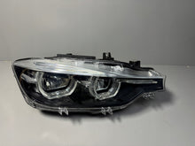 Laden Sie das Bild in den Galerie-Viewer, Frontscheinwerfer BMW 3 F30 F31 267623623232 8492474 Rechts Headlight SCH1925173113ud