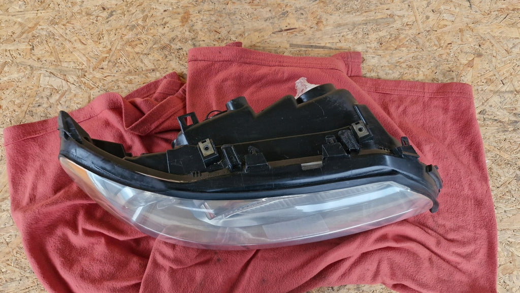 Frontscheinwerfer Volvo V70 II 30648209 Rechts Scheinwerfer Headlight SCH1881006050lw