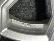 Laden Sie das Bild in den Galerie-Viewer, 1x Alufelge 16 Zoll 6.5&quot; 5x114.3 41ET KBA51094 Renault Kadjar Rim Wheel