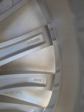 Load image into Gallery viewer, 1x Alufelge 19 Zoll 9.0" 5x112 39ET 6861226 BMW 1 Rim Wheel FEL5313894802ko