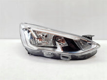 Laden Sie das Bild in den Galerie-Viewer, Frontscheinwerfer Ford Focus Halogen Rechts Scheinwerfer Headlight