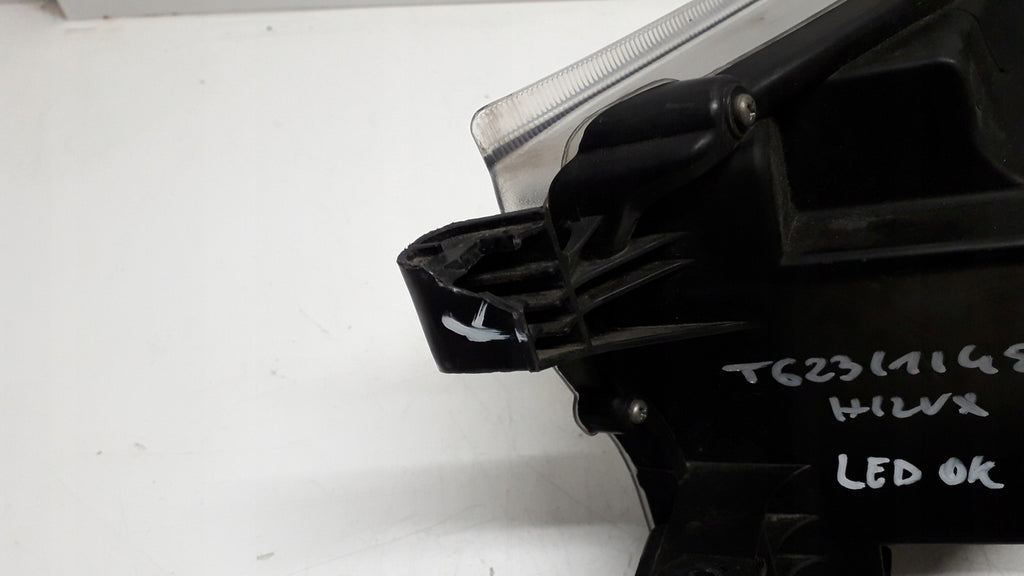 Frontscheinwerfer Toyota Hilux VIII TOM4525 Full LED Rechts Headlight SCH1772415160is