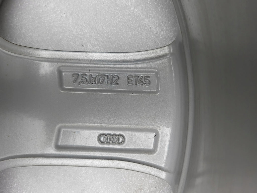 1x Alufelge 17 Zoll 7.5" 5x112 45ET Glanz Silber 8K0601025CE Audi A4 B8 FEL7340682147bp
